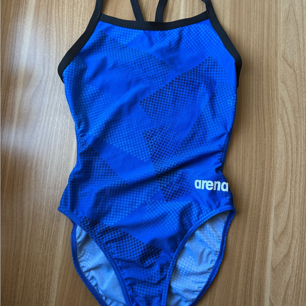 Arena One Piece Swimsuit
